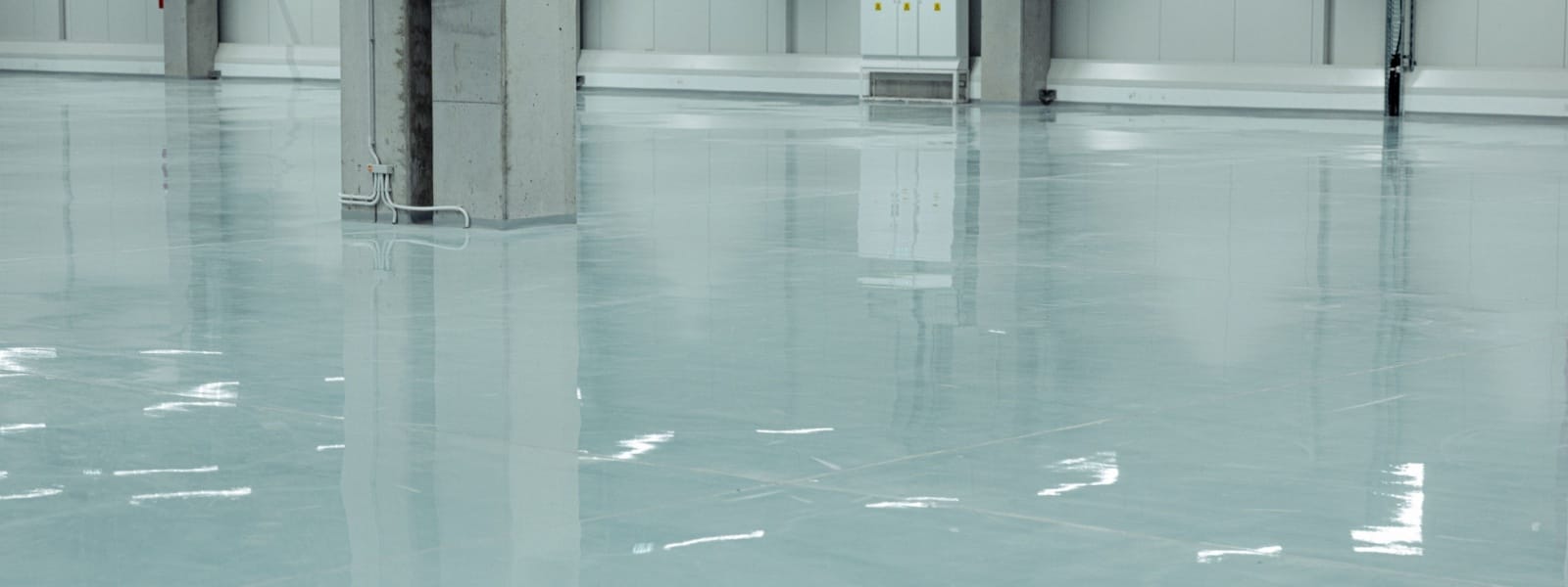 Polyurea vs. High-Quality Epoxy 1 Commercial 1